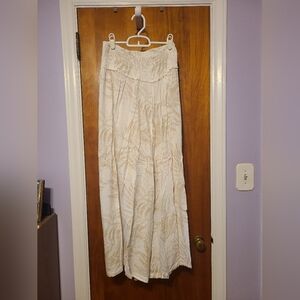 Wide leg lightweight casual/beach pants, size M